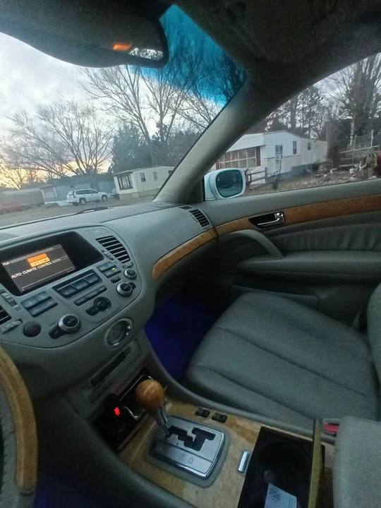 2002 Infiniti Q45 3rd Gen - Image 9 of 14