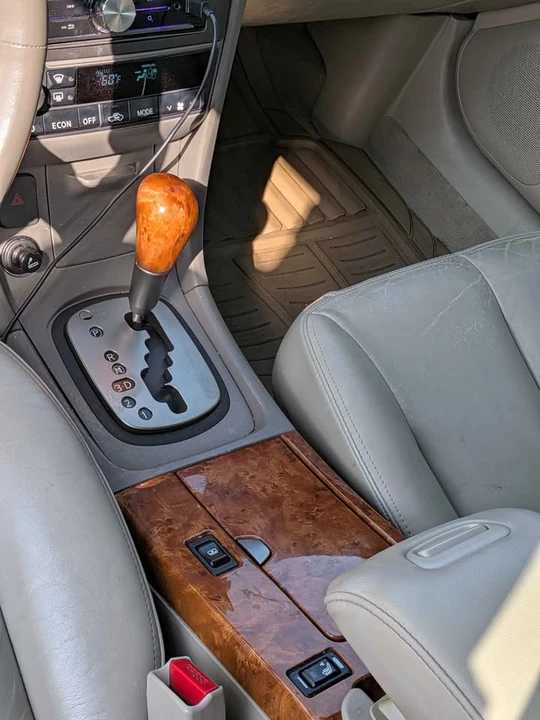 2002 Infiniti QX30 - Image 3 of 6