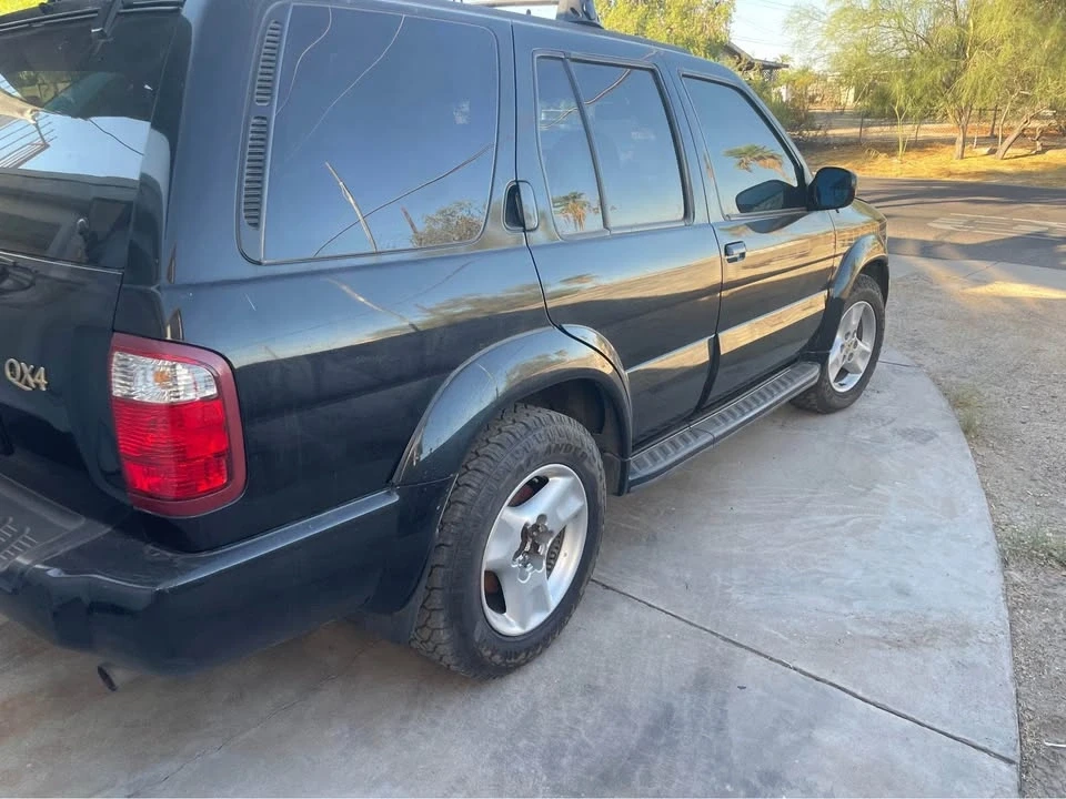 2002 Infiniti QX4 - Image 12 of 14