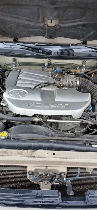 2002 Infiniti QX4 - Image 7 of 8