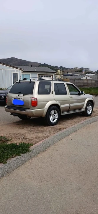 2002 Infiniti QX4 - Image 5 of 8