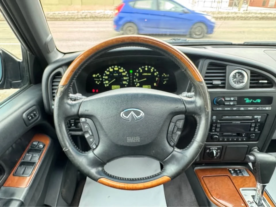 2002 Infiniti QX4 - Image 14 of 18