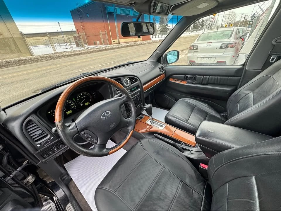2002 Infiniti QX4 - Image 15 of 18