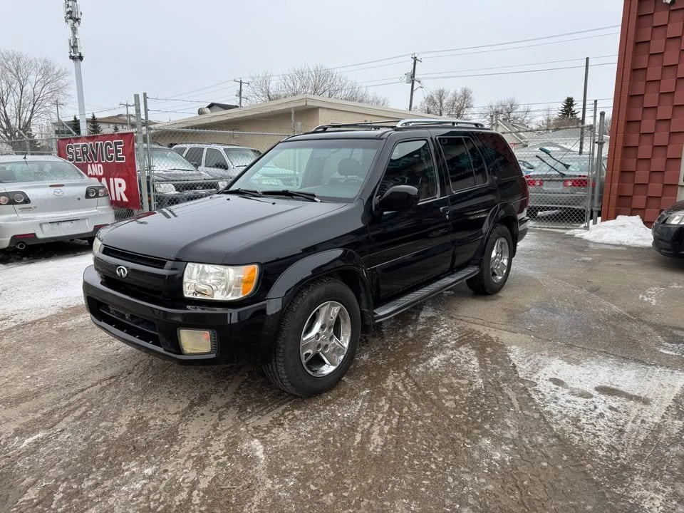 2002 Infiniti QX4 - Image 8 of 18