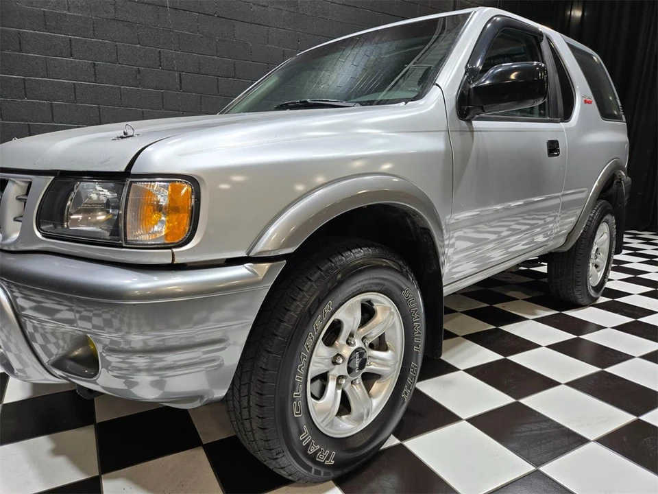 2002 Isuzu Rodeo - Image 14 of 31