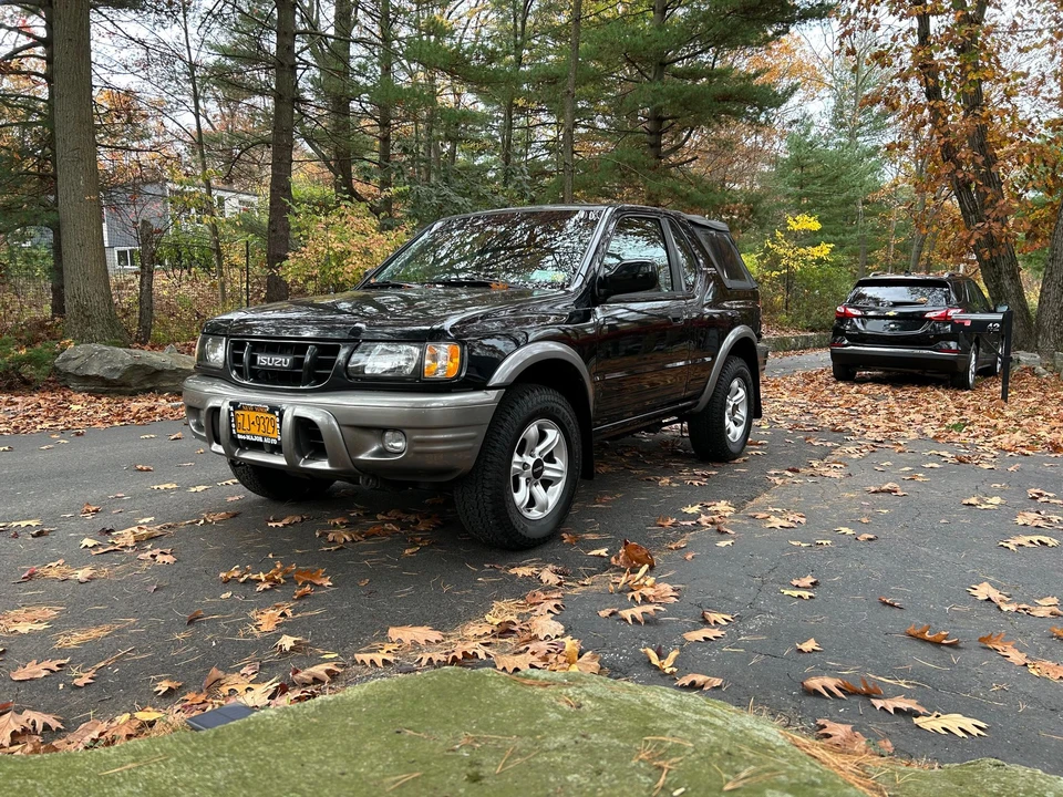 2002 Isuzu Rodeo - Image 7 of 29