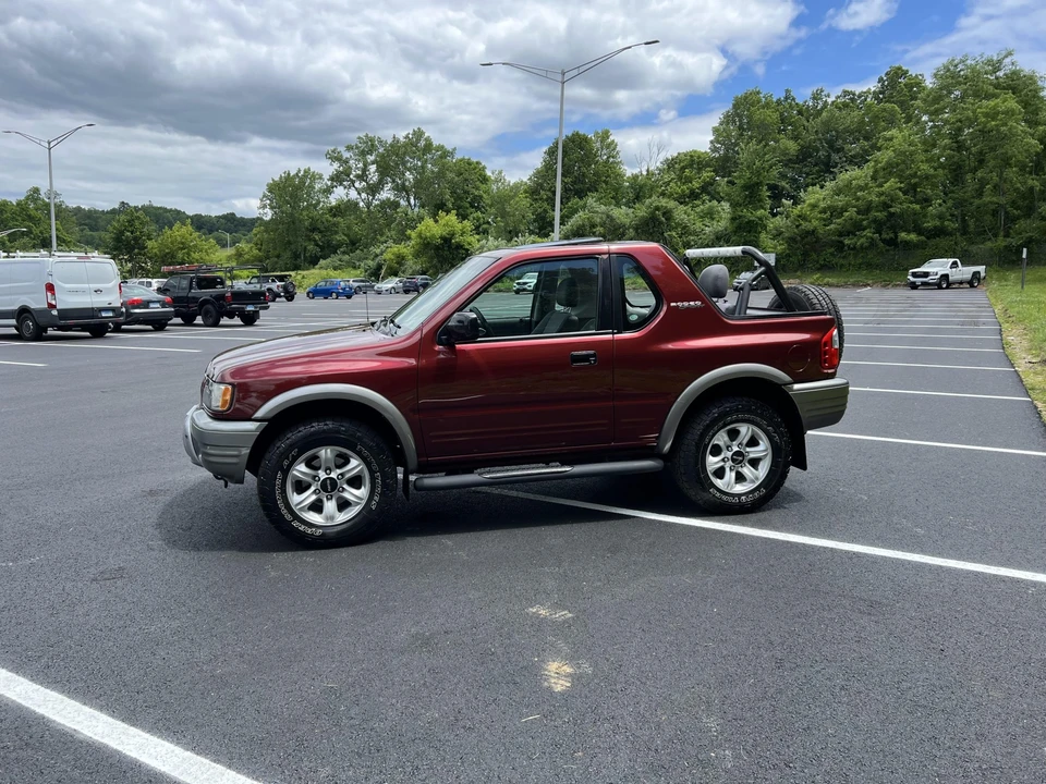 2002 Isuzu Rodeo - Image 12 of 31
