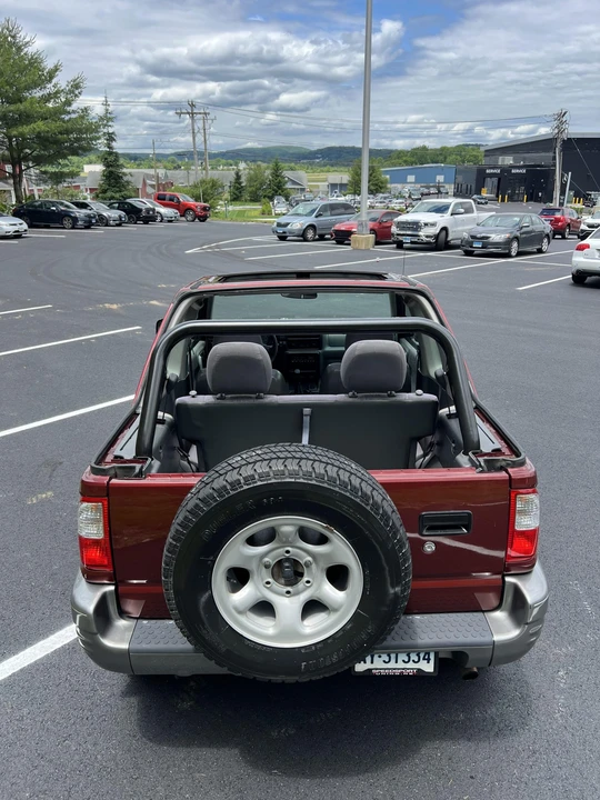 2002 Isuzu Rodeo - Image 8 of 31
