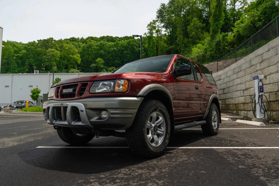 2002 Isuzu Rodeo - Image 15 of 31