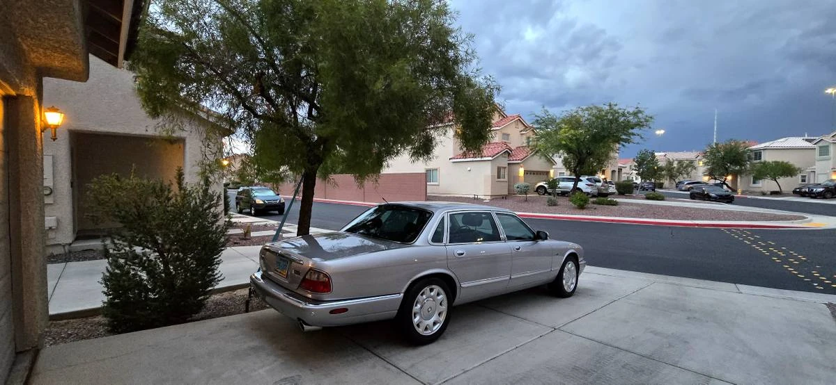 2002 Jaguar X308 XJ - Image 3 of 20