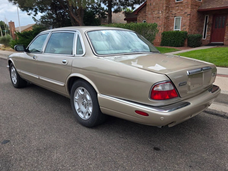 2002 Jaguar X308 XJ - Image 21 of 22