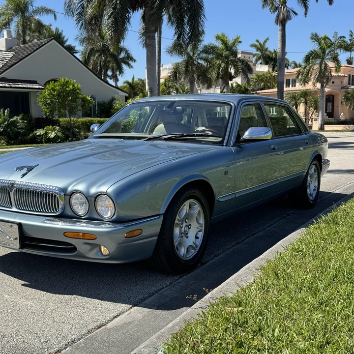 2002 Jaguar X308 XJ - Image 5 of 12