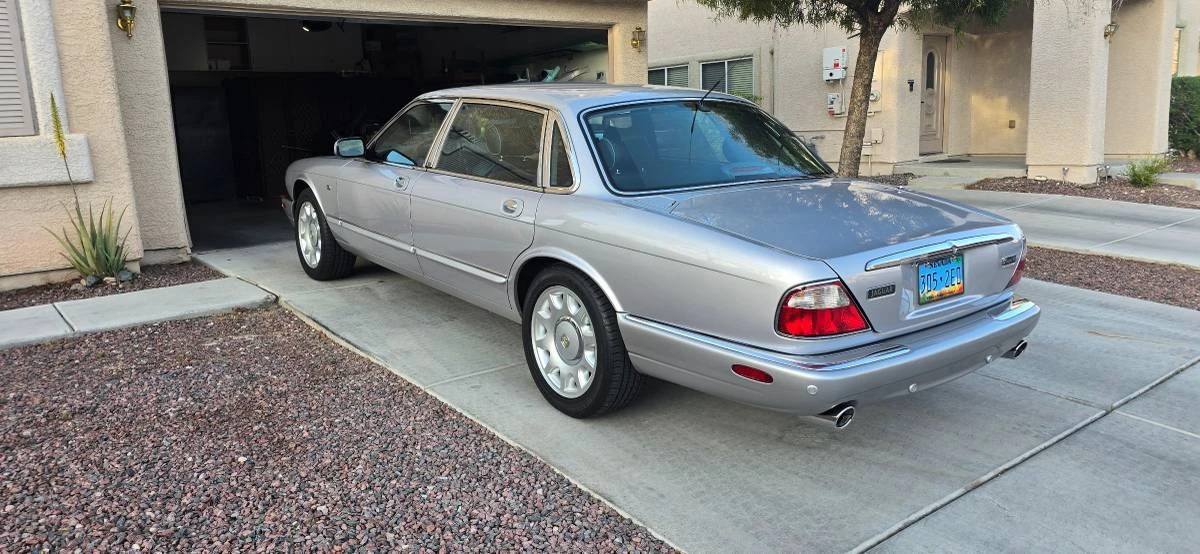 2002 Jaguar X308 XJ - Image 4 of 15