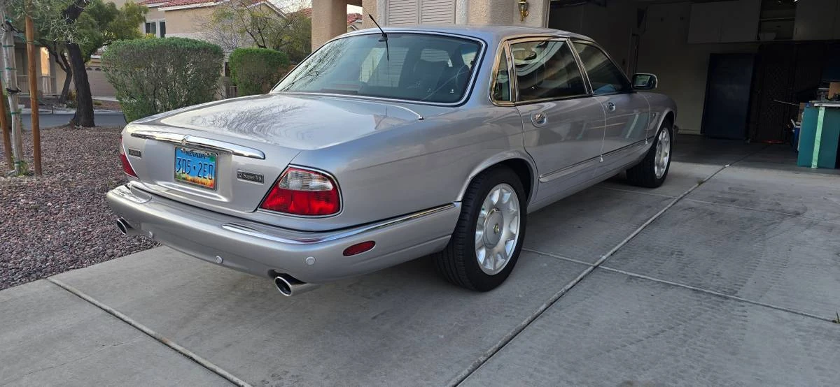 2002 Jaguar X308 XJ - Image 2 of 15