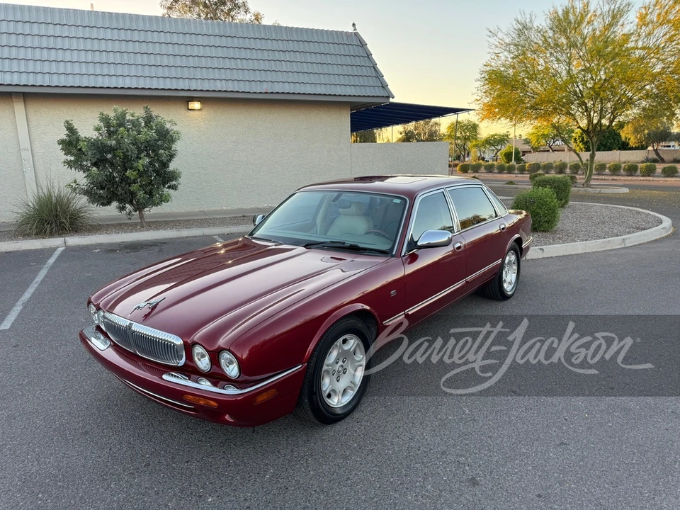 2002 Jaguar X308 XJ - Image 10 of 13
