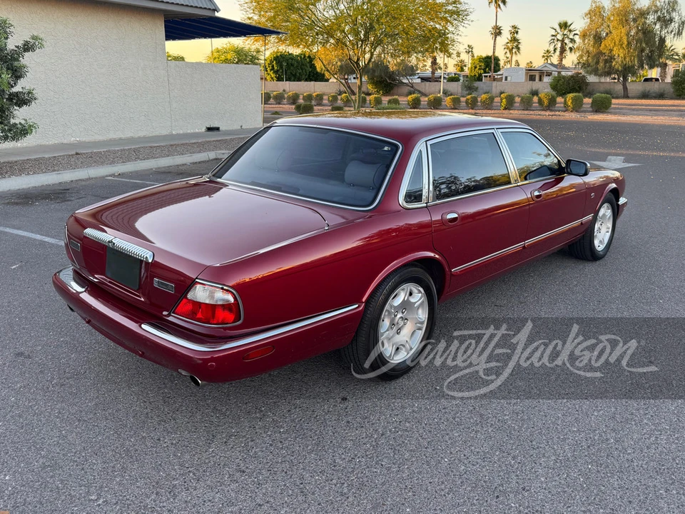 2002 Jaguar X308 XJ - Image 2 of 13