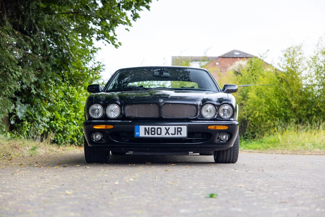 2002 Jaguar X308 XJR - Image 3 of 31
