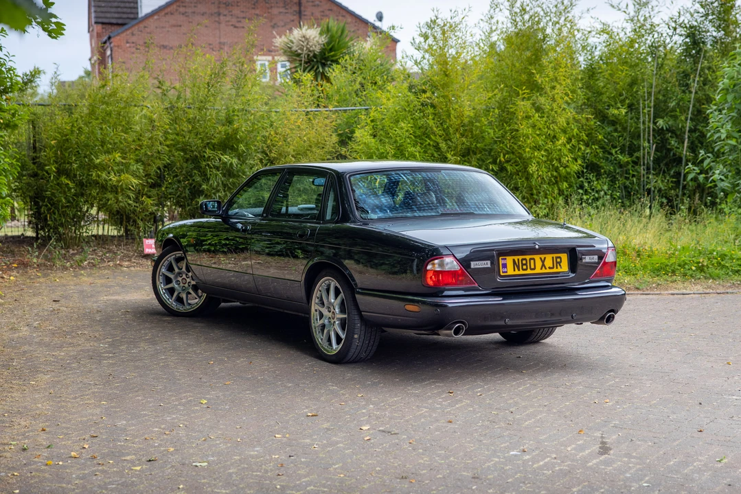 2002 Jaguar X308 XJR - Image 21 of 31