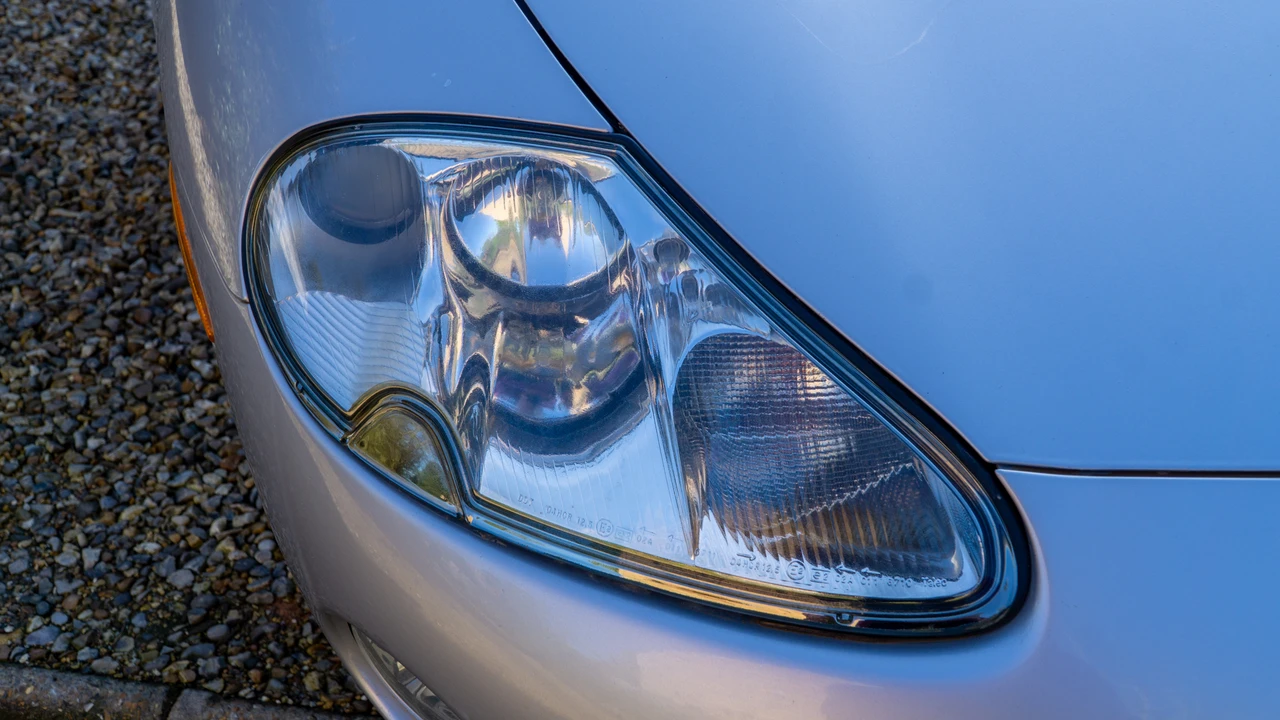 2002 Jaguar X100 XK8 - Image 22 of 31