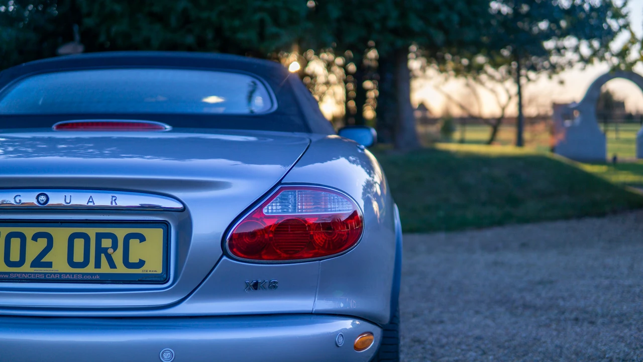 2002 Jaguar X100 XK8 - Image 21 of 31