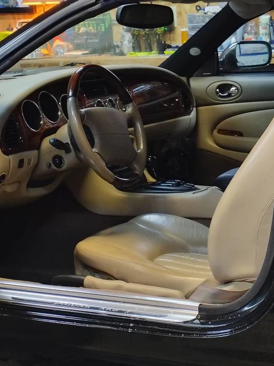 2002 Jaguar X100 XK8 - Image 4 of 13