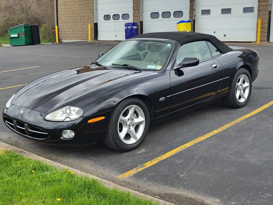 2002 Jaguar X100 XK8 - Image 7 of 13