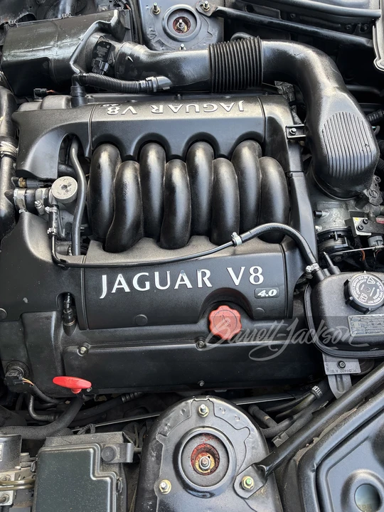 2002 Jaguar X100 XK8 - Image 5 of 14