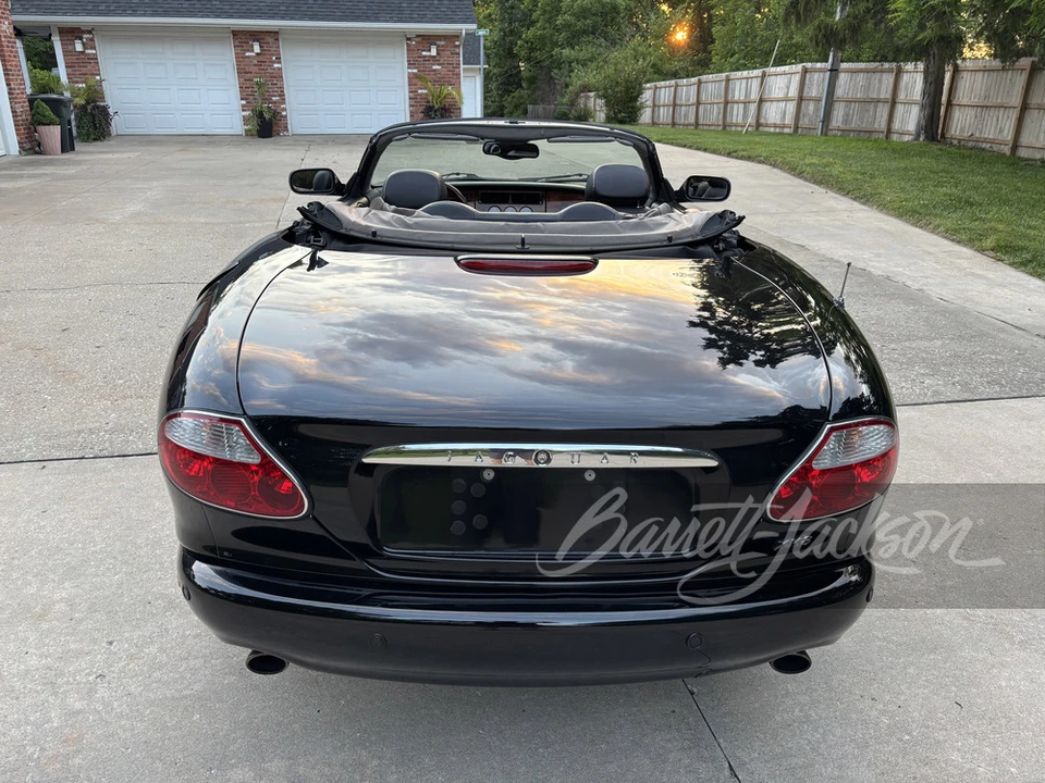 2002 Jaguar X100 XK8 - Image 12 of 14