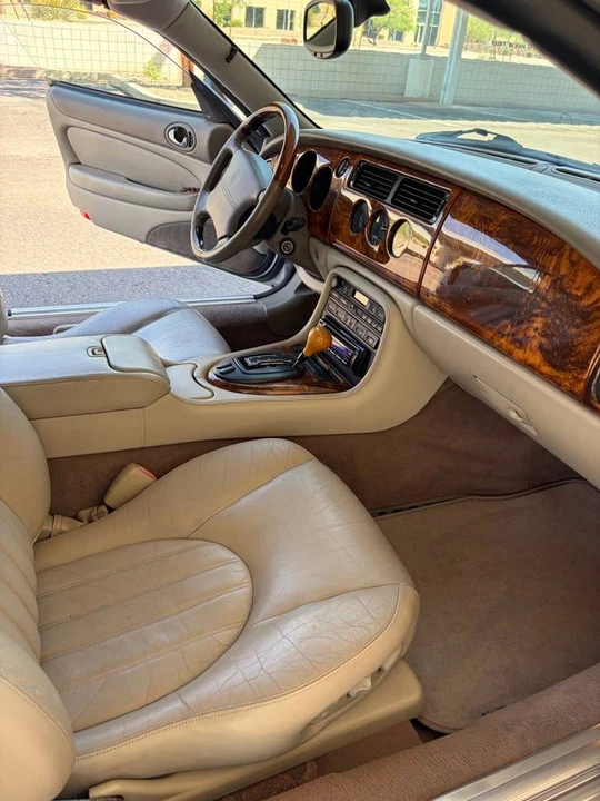 2002 Jaguar X100 XK8 - Image 7 of 12