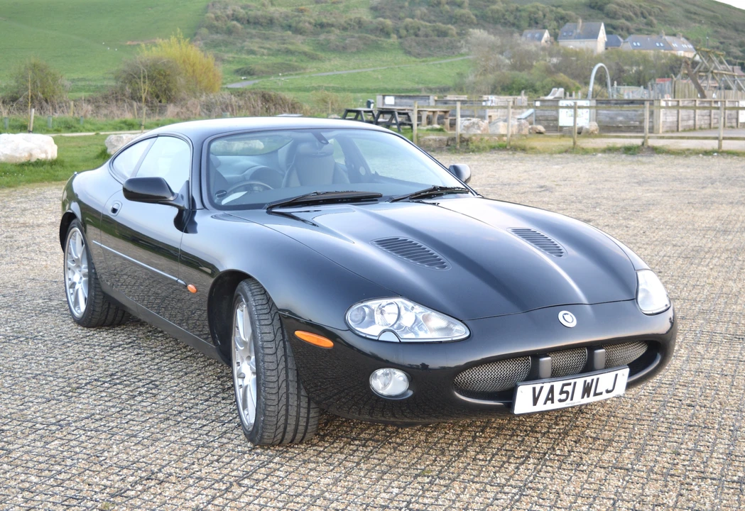 2002 Jaguar X150 XKR - Image 11 of 31