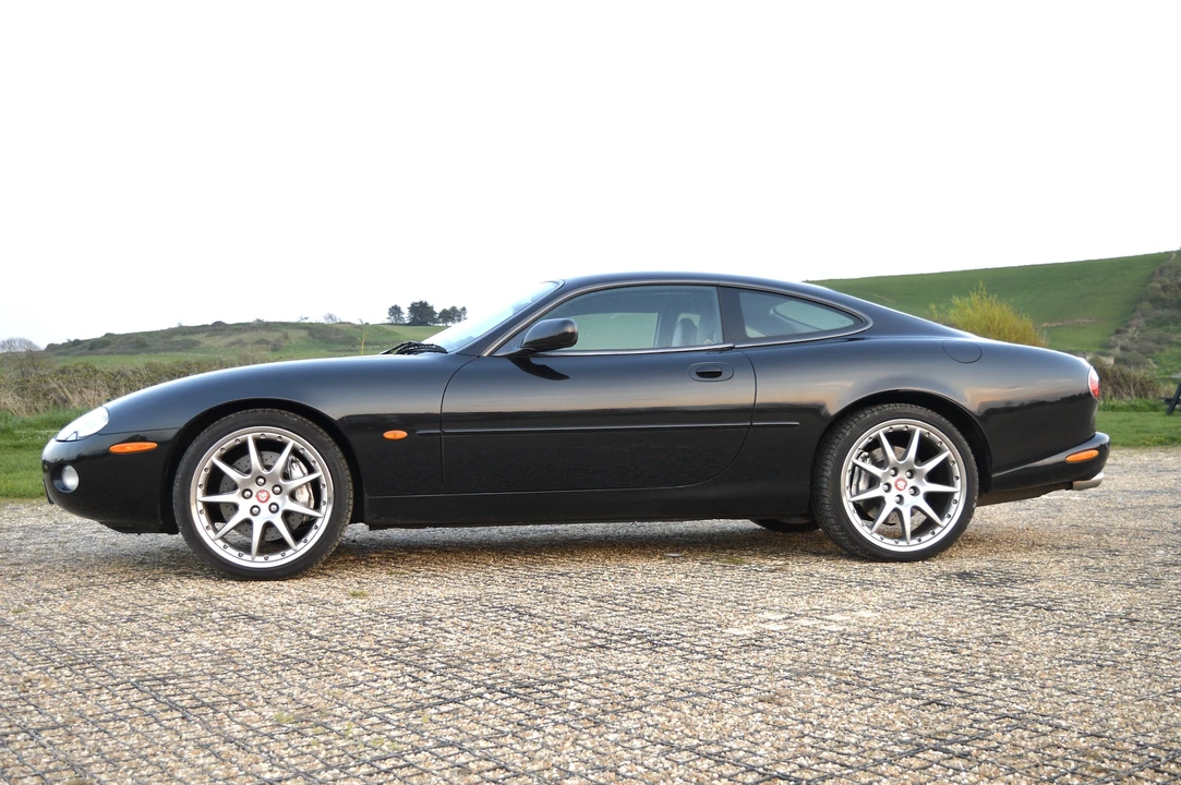 2002 Jaguar X150 XKR - Image 15 of 31