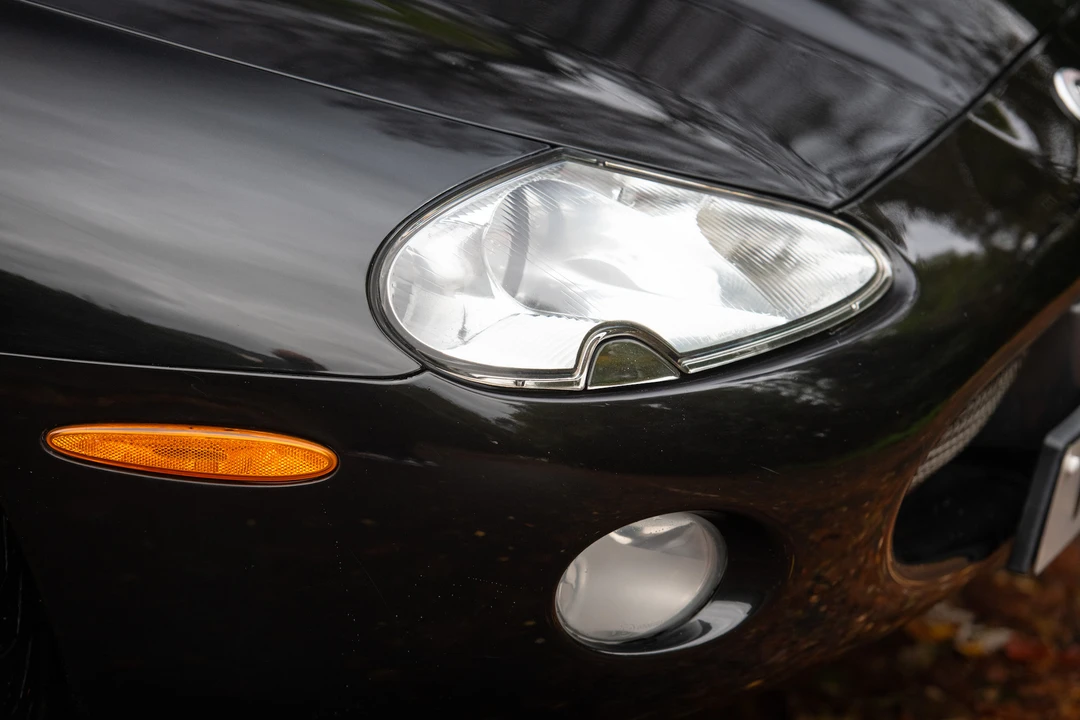 2002 Jaguar X100 XKR - Image 25 of 31
