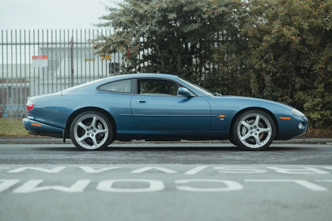 2002 Jaguar X100 XKR - Image 5 of 31