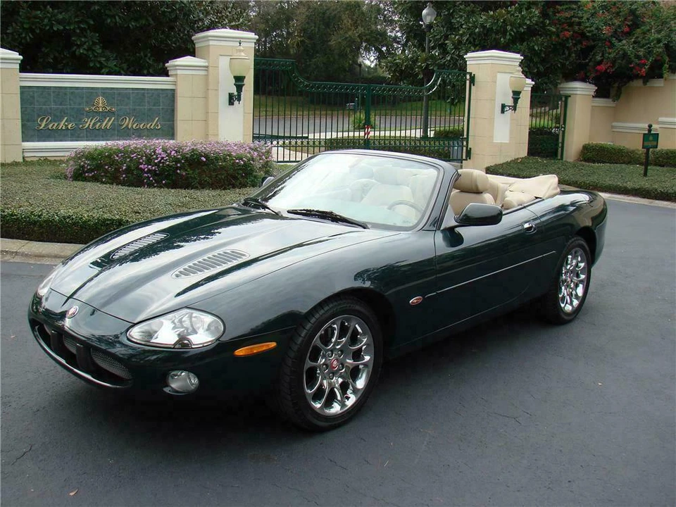 2002 Jaguar X100 XKR - Image 2 of 5