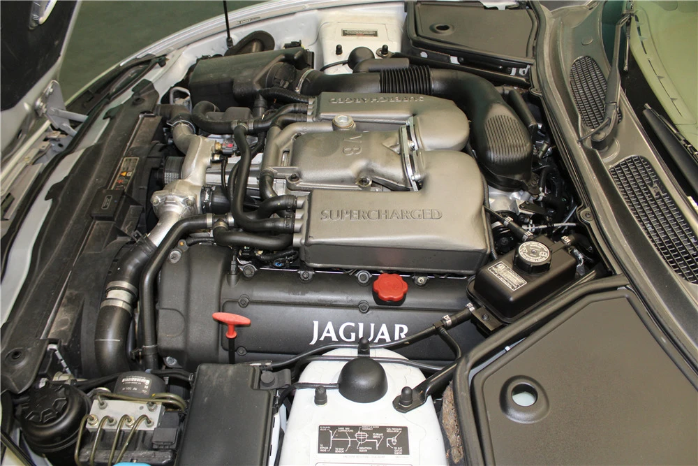 2002 Jaguar X100 XKR - Image 3 of 5