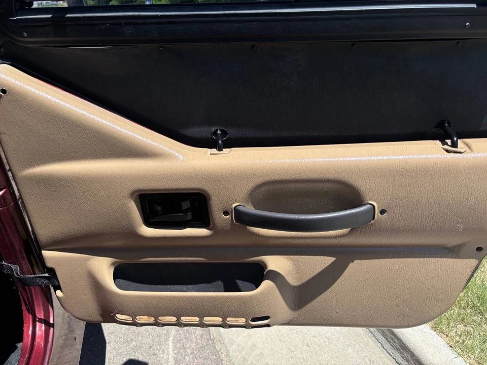 2002 Jeep TJ Wrangler - Image 17 of 23