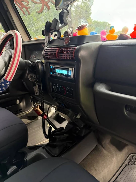 2002 Jeep TJ Wrangler - Image 12 of 24