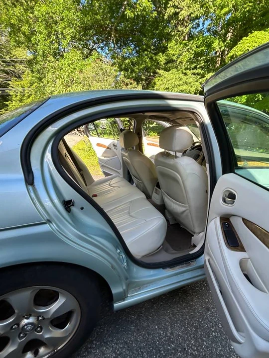 2002 Jaguar S-Type 2nd Gen - Image 9 of 10