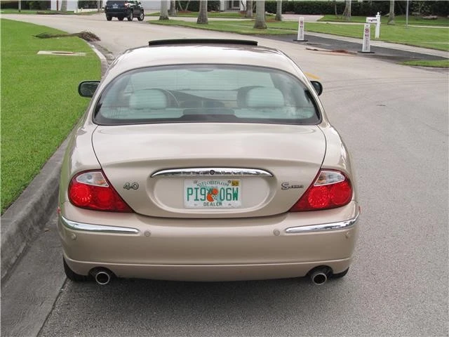 2002 Jaguar S-Type 2nd Gen - Image 11 of 12
