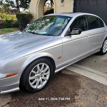 2002 Jaguar S-TYPE V6 Sedan 4D
