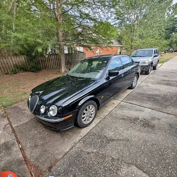 2002 Jaguar S-TYPE V8 Sedan 4D