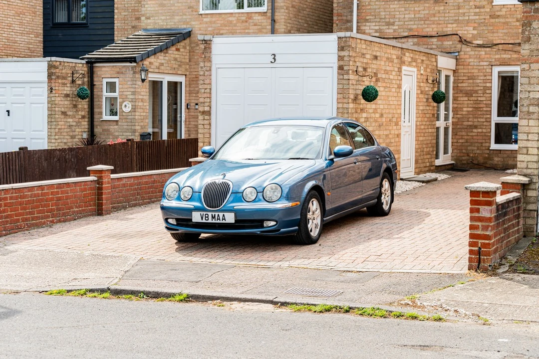 2002 Jaguar S-Type 2nd Gen - Image 5 of 30