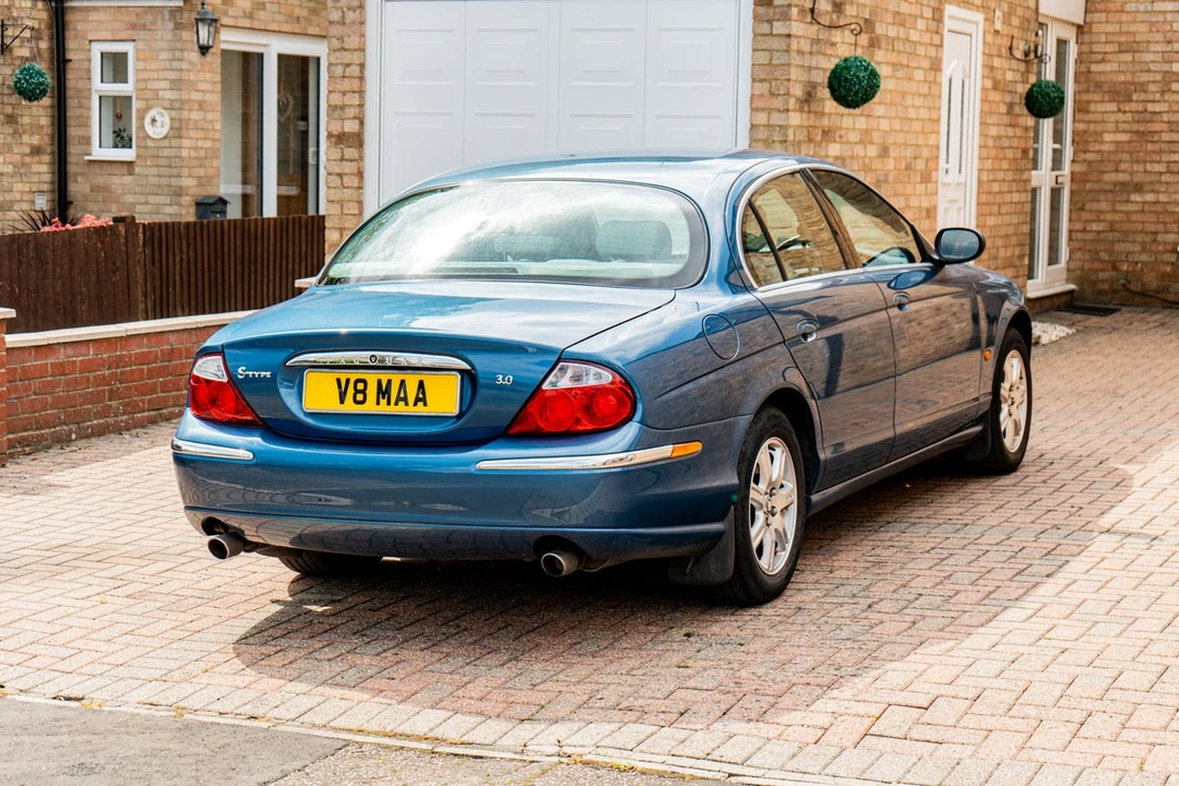2002 Jaguar S-Type 2nd Gen - Image 6 of 30