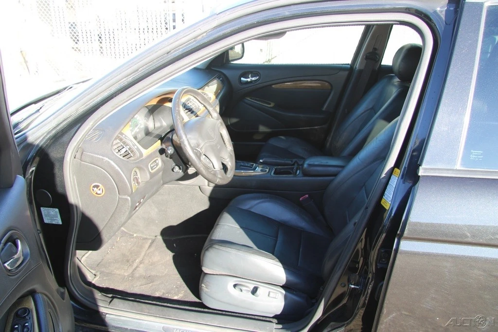 2002 Jaguar S-Type 2nd Gen - Image 13 of 21