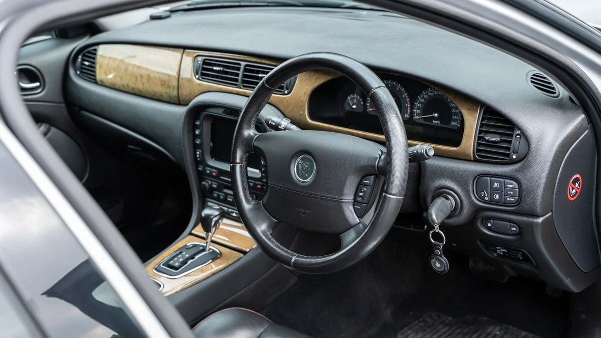 2002 Jaguar S-Type 2nd Gen - Image 14 of 30