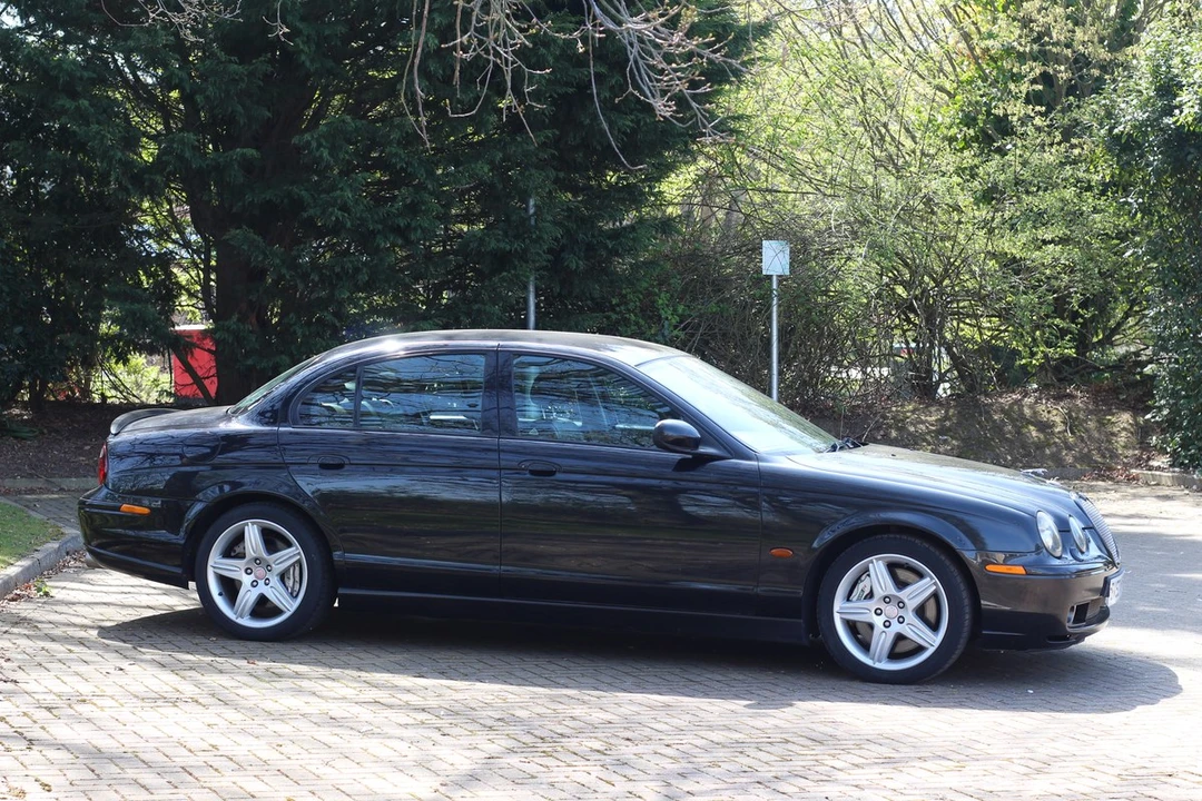 2002 Jaguar S-Type 2nd Gen - Image 17 of 30