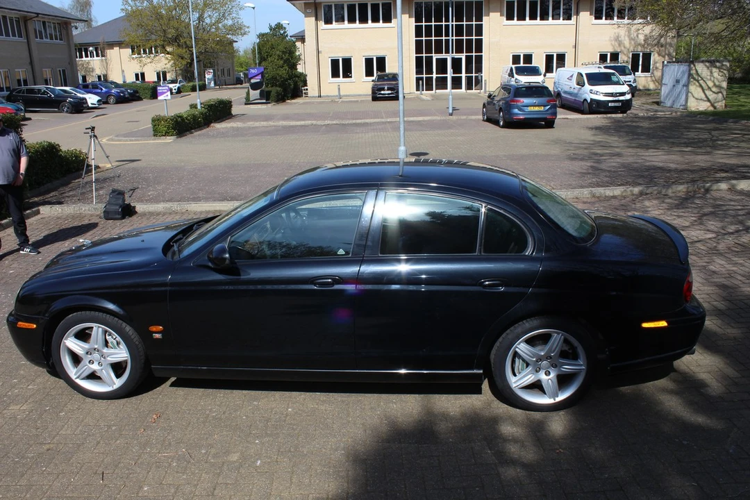 2002 Jaguar S-Type 2nd Gen - Image 23 of 30