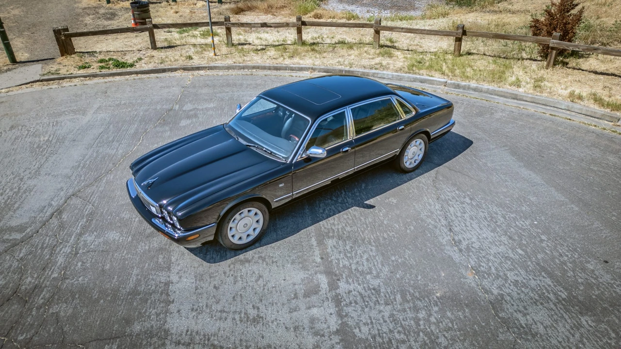2002 Jaguar X308 XJ - Image 25 of 31