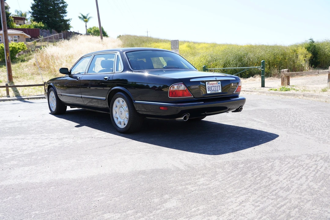 2002 Jaguar X308 XJ - Image 18 of 31