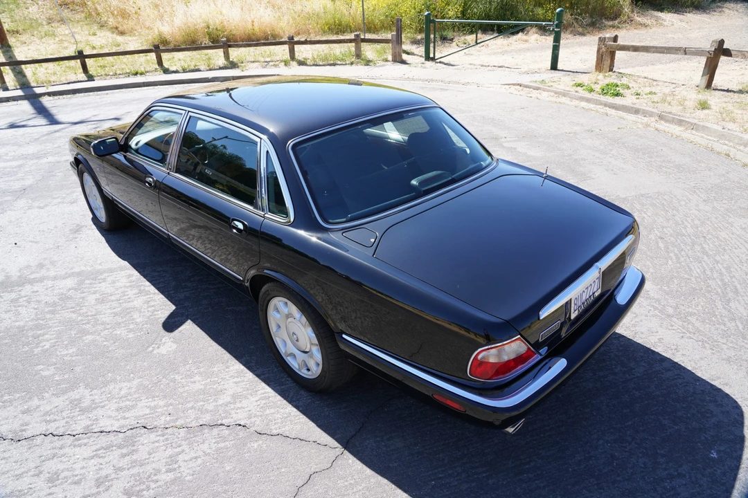 2002 Jaguar X308 XJ - Image 17 of 31